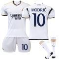 Miniatyrbillede 1 af 2: 2023-2024 Real Madrid Hjemme fodboldtrøje til børn nr 10 Modrić 10-11 Years