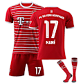 Pikkukuva 1 / 2: FC Bayern München Mane #17 Jalkapallopaita Jalkapallovarusteet S
