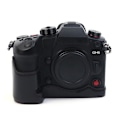 Pikkukuva 1 / 2: Panasonic Lumix GH6 puolikkaan rungon nahkasuojus - Musta Black