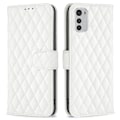 Miniatyrbillede 1 af 2: Rhombus Mønster Matte Flip Case til Motorola Moto E32 - Hvid White
