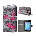 Miniatyrbillede 1 af 2: Moberg Samsung Galaxy J1 Læder Etui Med Stander Og  Kortholder - Livlige Blomster Multicolor