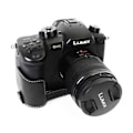 Miniatyrbillede 1 af 2: Panasonic Lumix DC-GH5 beskyttelsesetui i unikt lædermateriale - Sort Black