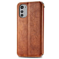 Pikkukuva 2 / 2: Nahkakotelo With A Stylish Rhombus Imprint For Motorola Moto E32s / E32 / G22 - Ruskea Brown