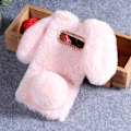 Miniatyrbild 2 av 2: Fluffy Rabbit Samsung Galaxy S10 skal - Rosa Rosa