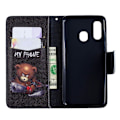 Pikkukuva 2 / 2: Wonderland Samsung Galaxy A40 flip kotelot - Ruskea Karhu ja Varoitussanat Black