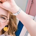Miniatyrbild 2 av 2: Fitbit Sense / Versa 3 elastiskt klockarmband med justerbart spänne - Vit Vit