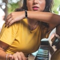 Miniatyrbild 2 av 2: Fitbit Luxe klockarmband i resin - Svart Svart