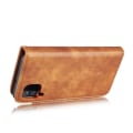 Pikkukuva 5 / 6: DG.MING Samsung Galaxy A12 5G 2-in-1 lompakkokotelo - Ruskea Brown