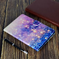 Miniatyrbild 2 av 2: Samsung Galaxy Tab S5e mönstrat läderfodral - Ljus Och Snöflinga multifärg