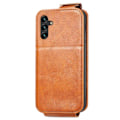 Pikkukuva 2 / 2: Vertical Flip Phone Suojakotelo With Zipper For Samsung Galaxy M23 / F23 - Ruskea Brown