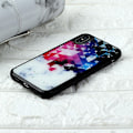 Pikkukuva 2 / 2: Marble iPhone Xs Max kuoret - Punertavat siniset kolmiot ja tähdet Multicolor