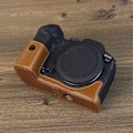 Miniatyrbild 2 av 2: Canon EOS R7 läderöverdrag för halva kroppen - Brun Brun
