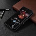 Pikkukuva 2 / 2: Wonderland Xiaomi Redmi Note 8T flip kuoret - Ruskea Karhu Ja Varoitussanat Multicolor