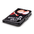 Miniatyrbillede 2 af 2: iPhone Xr læder flip cover med mønsterprint - Kiss My Ass Multicolor