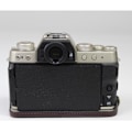 Miniatyrbillede 2 af 2: Fujifilm X-T200 halvæske i slidstærkt læder - Sort Black