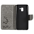 Miniatyrbillede 2 af 2: Samsung Galaxy A8 (2018) imprinted sommerfugl Blomster PU læder flip etui - Grå Silver grey