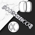 Miniatyrbild 2 av 3: Fitbit Sense / Versa 3 X-formad strassdekor klockarmband med silverfodral - Silver Silvergrå