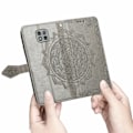 Pikkukuva 2 / 2: Mandala Motorola Moto G Power (2021) Läppäkotelo - Harmaa Silver grey