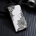 Miniatyrbillede 2 af 2: Wonderland Xiaomi Redmi 9C Flip etui - Sort blomst Black