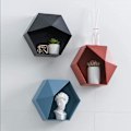 Miniatyrbillede 3 af 5: Hexagonalt Geometrisk Væghylde Multifunktionel Flydende Opbevaringshylde Kreativitet Displayvæg