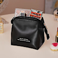 Miniatyrbillede 3 af 5: Matte Skalsformet Makeuptaske med Skjult Lomme i PU Materiale