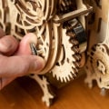 Miniatyrbillede 3 af 5: Ugle Skrivebords Stående Pendelur Mekanisk Model DIY 3D Træpuslespil