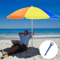 Miniatyrbillede 4 af 5: Parasolholder Strand Eller Jord Grøn Med Jordplukke Til Parasol (1 stk, Blå)