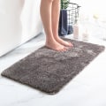 Miniatyrbild 3 av 5: Badrumsmatta Halksäker Badmatta För Badrum Vattenabsorberande Mjuk Mikrofiber Shaggy Badrumsmatta Light camel 50*80CM