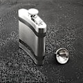 Miniatyrbilde 4 av 5: 8oz Hip Flask i Rustfritt Stål med To Polerte Linjer og Trakt