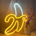 Miniatyrbilde 2 av 5: Neonlys Bananaformet Neonlampe Henger Aaa Batterikasse