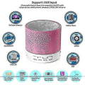 Pikkukuva 2 / 5: Mini Langaton Bluetooth-kaiutin Usb/tf-kortti/fm-kaiutin Subwoofer Värillisellä Valolla Led Stereo (valkoinen)