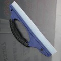 Miniatyrbilde 2 av 3: 2 stk Bilvindu Squeegee Vindrutevisker Slitesterk Snø Vann Skrape Rengjøringsbørste For Bilglass Dusjdør (Tilfeldig Farge)