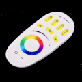 Pikkukuva 2 / 5: 2,4 GHz langaton 4-vyöhykkeinen Wifi RGBW-kaukosäädin LED-lampulle