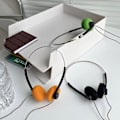 Pikkukuva 5 / 5: Retro-kevyet kuulokkeet, Hi-Fi-stereokuulokkeet, Walkman-kuulokkeet, Vintage-tunnelmaiset kaarituelliset kuulokkeet Black