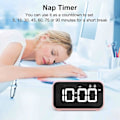 Miniatyrbilde 4 av 5: Digital klokke med lur-timer, snooze, batteridrevet og USB-lading med to alarmer