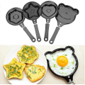 Miniatyrbillede 2 af 5: Sort Mini Morgenmad Æg Stegepande Non-stick Hjerte