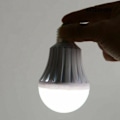 Miniatyrbilde 5 av 5: 4-pakks nødbatteri-drevne LED-pærer med batteribackup, LED-pærer