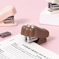 Miniatyrbilde 5 av 5: Mini Heftemaskinsett, Bærbar Kattepote Skrivebordshefteapparat 1 stk Kaffe Farge