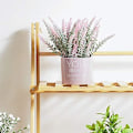 Miniatyrbillede 5 af 5: Kunstig Lavendel med Keramik Blomsterpotte, Små Pottede Dekorationer, Velegnet til Kontor