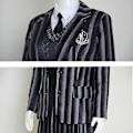 Pikkukuva 4 / 5: Naisten Wednesday Addams -asu Nevermore-uniformipaita, takki, solmio ja peruukki One size Outfits(no Wig)
