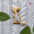 Miniatyrbillede 2 af 3: Broche-nål med trædyr-mønster DIY-håndværk Badge Tegneserie-nål Trøje Smykke Tilbehør Sjal