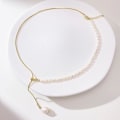 Pikkukuva 4 / 5: Makean veden choker-kaulakoru riippuva ketjukaulakorulla