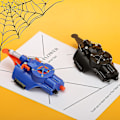 Miniatyrbilde 2 av 5: Nye 2023 Barn Cosplay Spider-Man Hanske Web Shooter Dart Blaster Launcher Leke Spiderman Kostyme