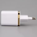 Miniatyrbilde 5 av 5: Universal 4-ports USB Reisevegglader EU-pluggadapter