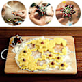 Miniatyrbillede 2 af 3: 5 stk. rustfrit stål lilje blomst kronblad skæremold kageform fondant kageform værktøj