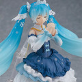 Pikkukuva 2 / 5: Hatsune Miku -sarjan Super Premium -hahmo Hatsune Miku -syntymäpäivälahja Realistinen Anime-hahmo