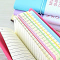 Miniatyrbillede 3 af 4: 5 stk. Mini Smiley Notebook, Smile-design Dagbog/journal med elastikbånd, tilfældig farve