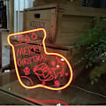 Miniatyrbild 3 av 5: Julstrumpa Neon Skylt Röd 3D Akryl LED Neon Ljus Ord XMAS USB-driven Dimbar Skrivbordslampa för Hemmakontor Jul Fest Bar Dekoration