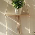 Miniatyrbild 7 av 7: Boho vägg hylla, handvävd blomkruka stativ, väggdekoration med tofsar, väggmontering för sovrum, balkong