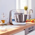 Miniatyrbillede 3 af 6: BOSCH - Standmixer - 1000W - 3,9 L skål i rustfrit stål - integreret vægt og timer - MUM 5 CreationLine - hvid/champagne - MUM5XW20